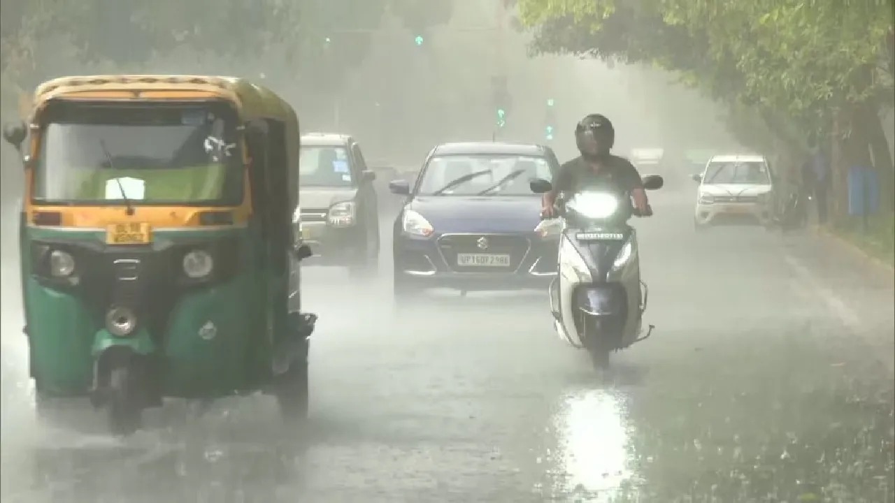 Low pressure effect: Heavy rain likely till July 8, red alert for 9 districts