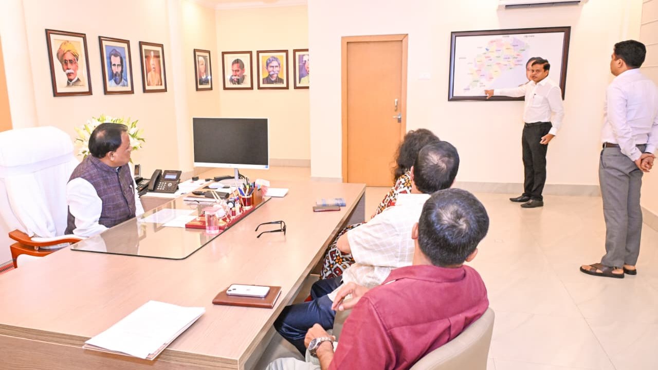 Chief Minister reviews deep depression situation; 33 ODRAF teams deployed.